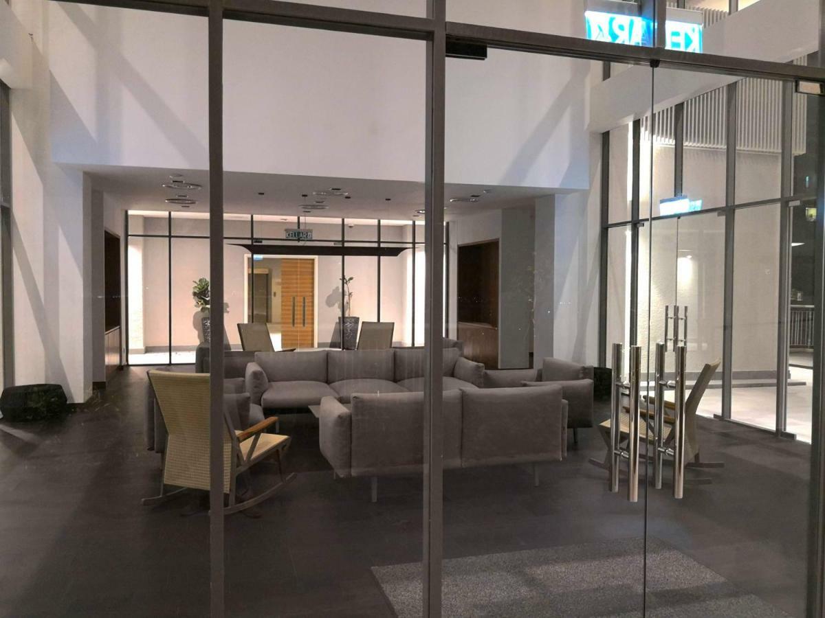 Teega Suites @ Ph Нусаджая Екстериор снимка