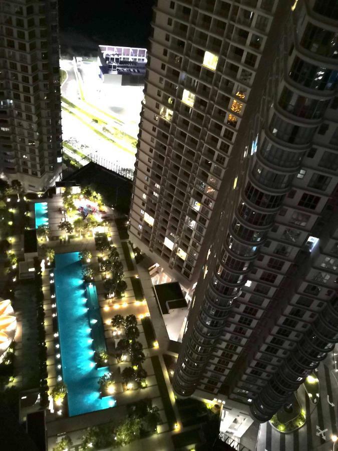 Teega Suites @ Ph Нусаджая Екстериор снимка