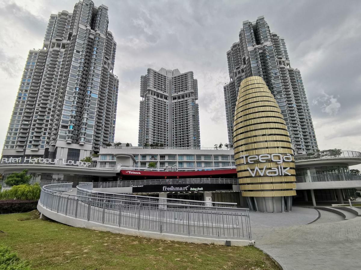 Teega Suites @ Ph Нусаджая Екстериор снимка